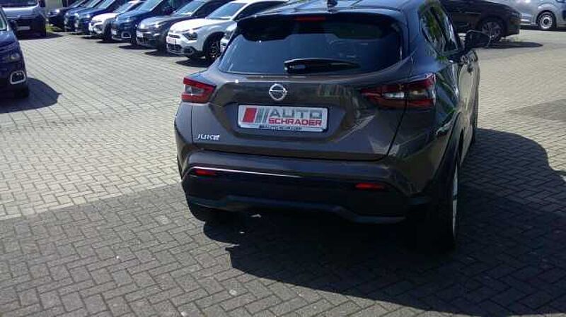 Nissan Juke 1.0 DIG-T N-Connecta