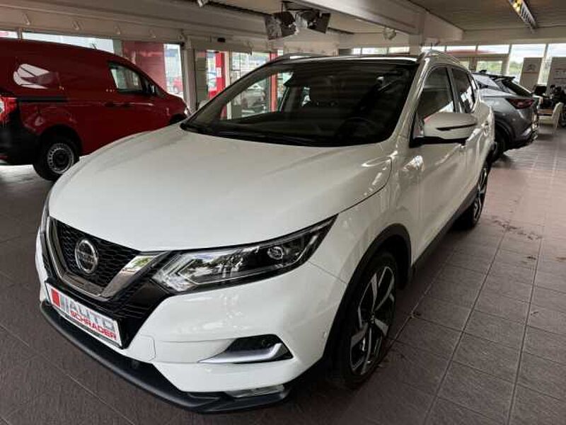 Nissan Qashqai 1.3 DIG-T DCT TEKNA