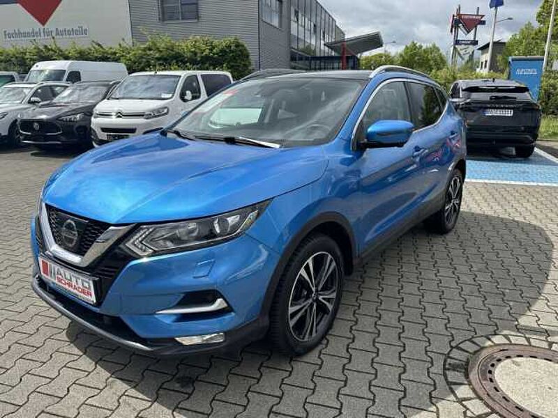 Nissan Qashqai 1.6 dCi Xtronic N-Connecta PGD/WSSH/NAVI