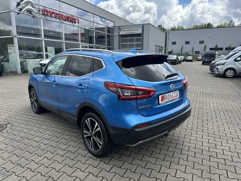 Nissan Qashqai 1.6 dCi Xtronic N-Connecta PGD/WSSH/NAVI