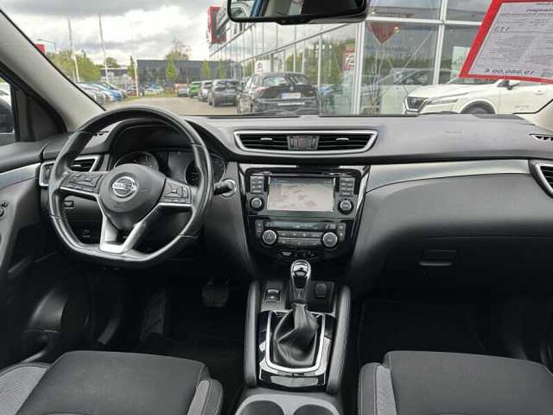 Nissan Qashqai 1.6 dCi Xtronic N-Connecta PGD/WSSH/NAVI