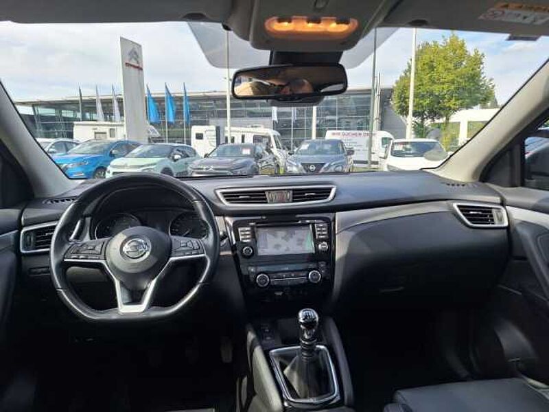 Nissan Qashqai 1.3 DIG-T TEKNA  PGD/LED/NAVI/KAMERAS/LM